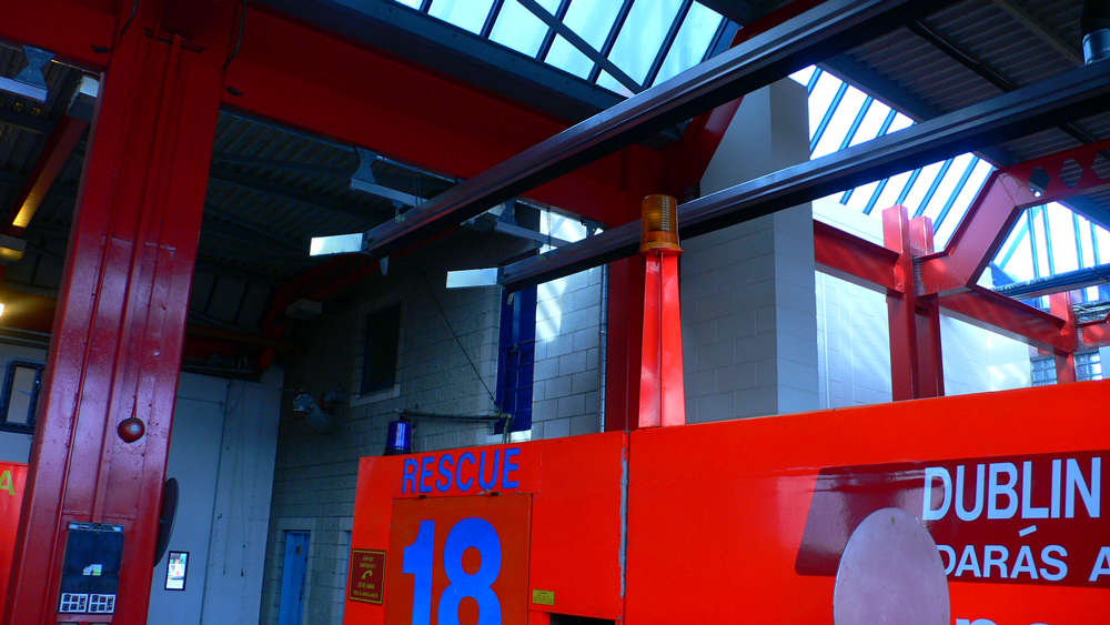 Vertical Sliding Rails Vertical Stack Exhaust Fumes Auto Extract Systems